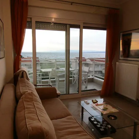 Seaside Cozy In